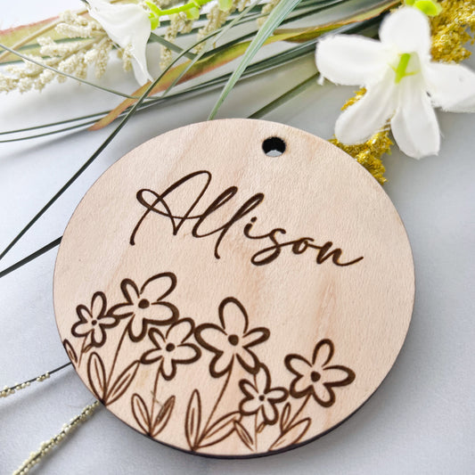 Personalized Floral Engraved Wood Gift Tag